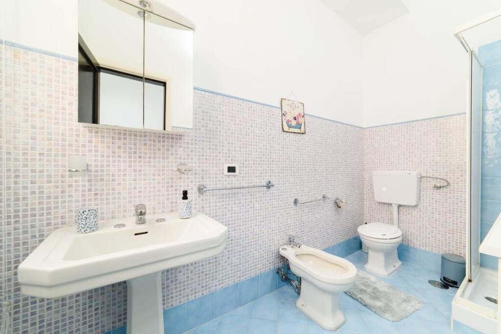 Casa Vivi Apartment Salerno Exterior photo